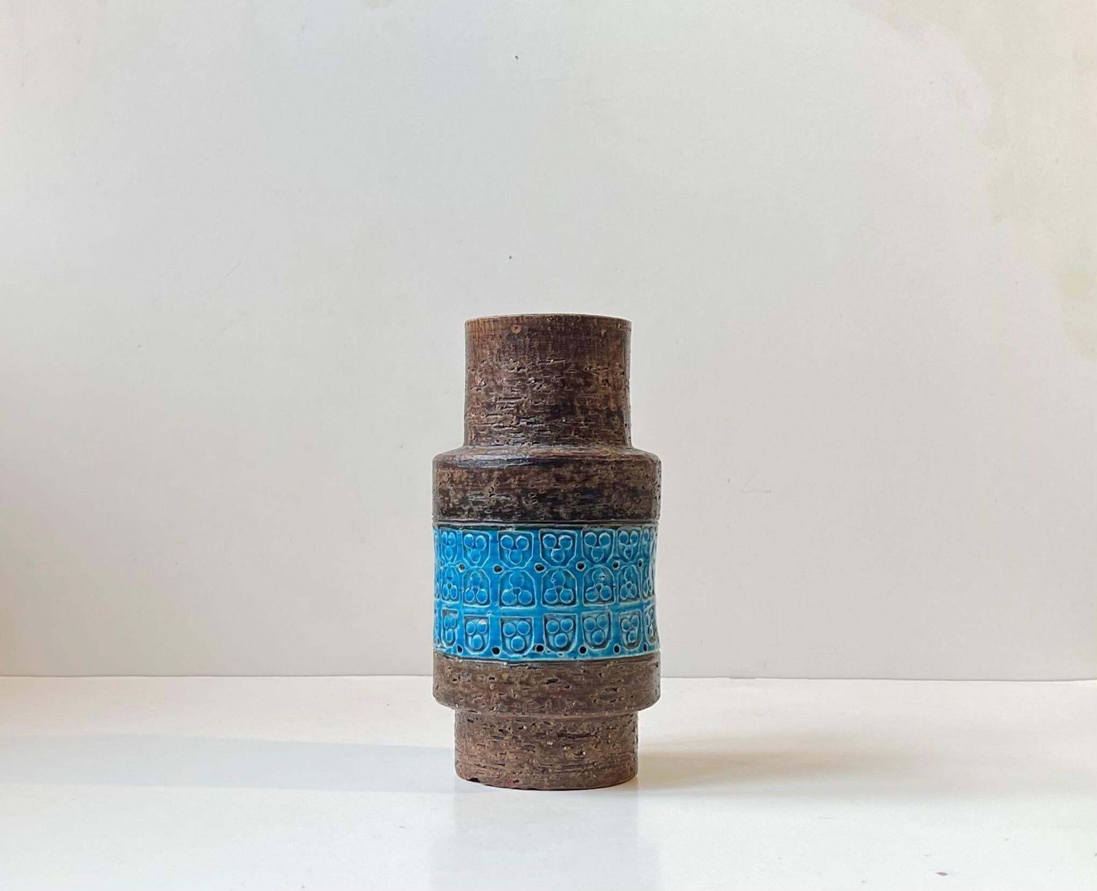 Italian Stoneware Vase Rimini Blue By Aldo Londi For Bitossi, 1960s photo furniture