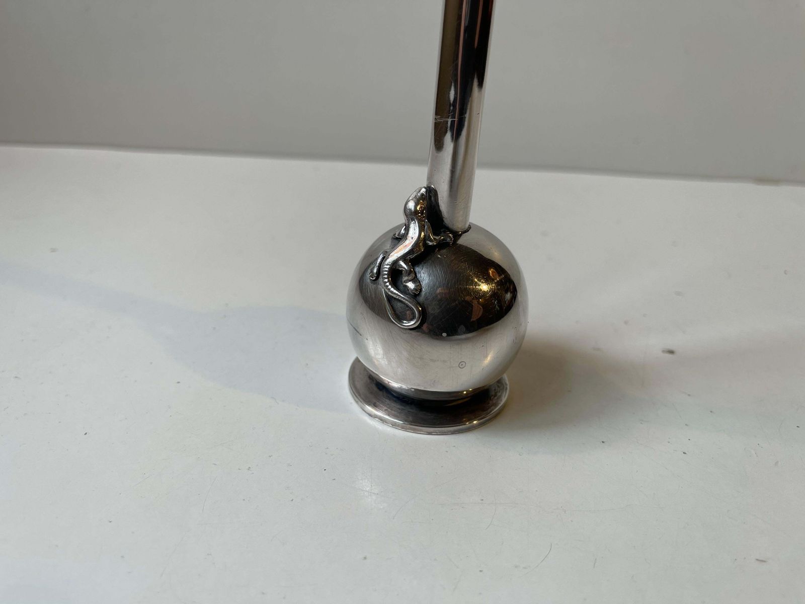 Art Deco Silver Plated Single Flower Vase W. Lizard By Hugo Grün photo buy
