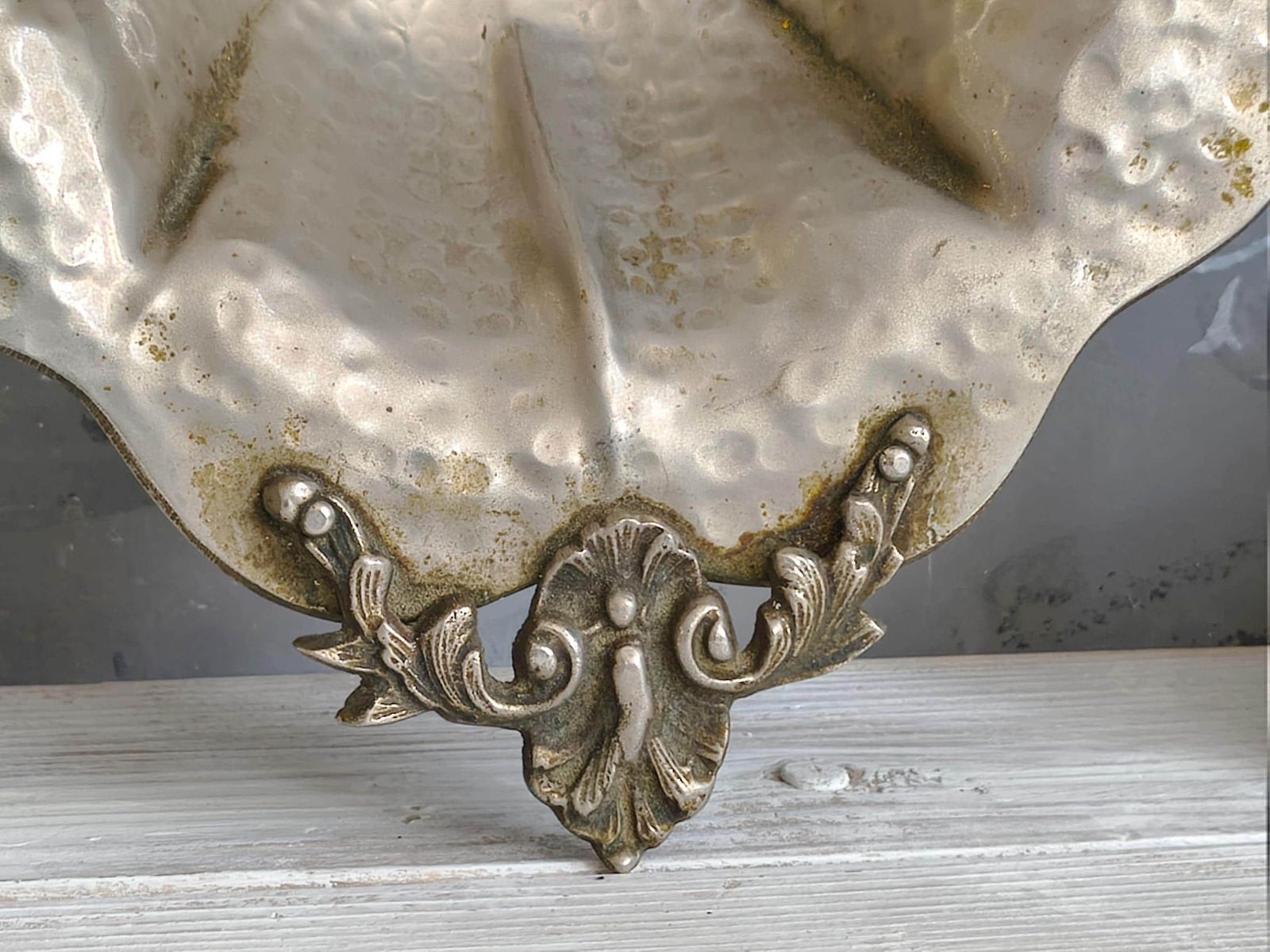 Large Hammered Pewter Footed Dish, Bowl, Vintage Italian Metal Tureen, Ornate Jardiniere photo Home Decor