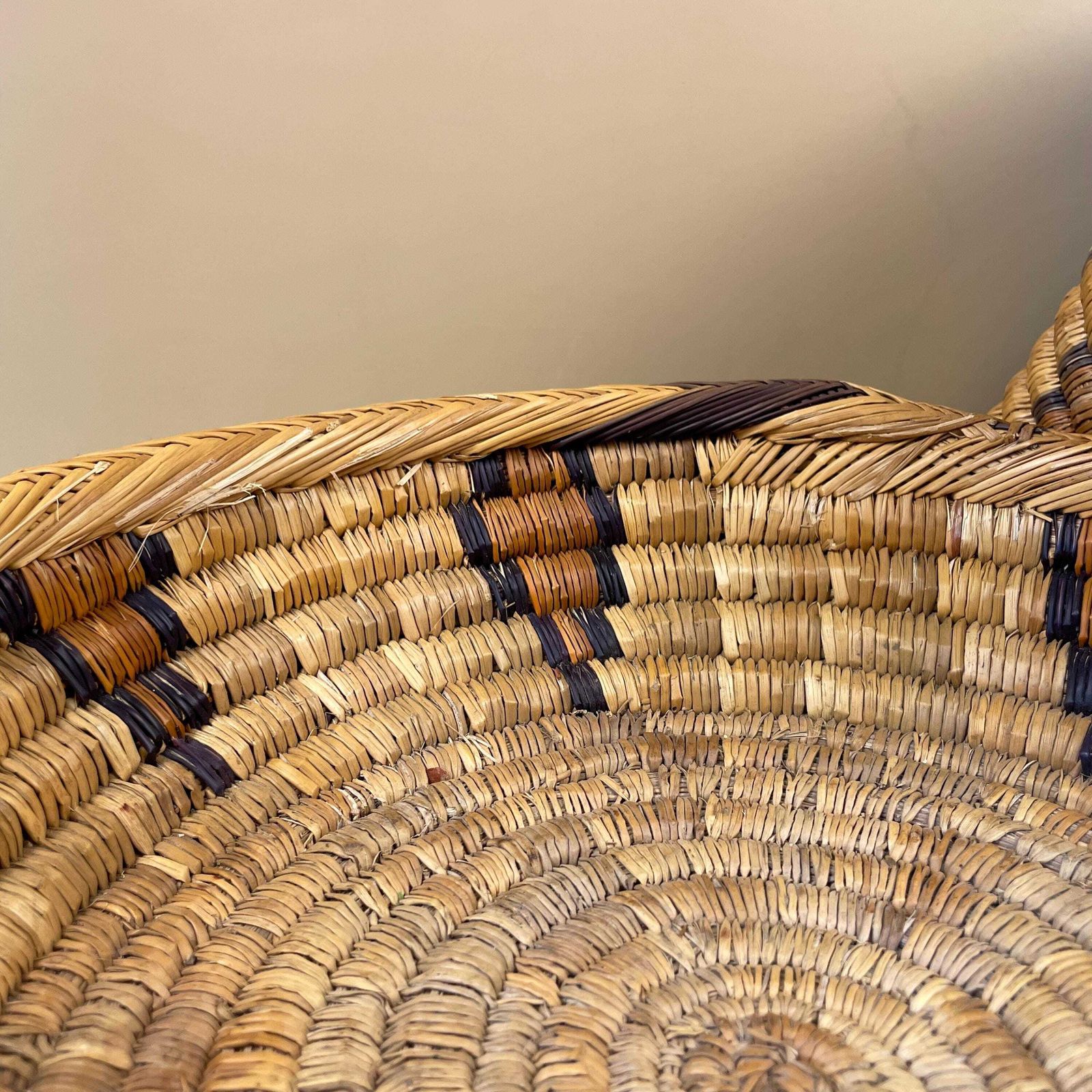 photo furniture Vintage Round African Handmade Snake Charm Basket Woven Wicker Brown Antique Storage Patterned Circular Decorative Colourful Africa Lid