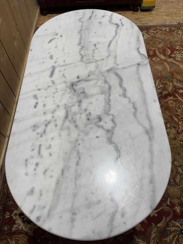 Table Bistrot Avec Plateau Ovale En Marbre photo for sale