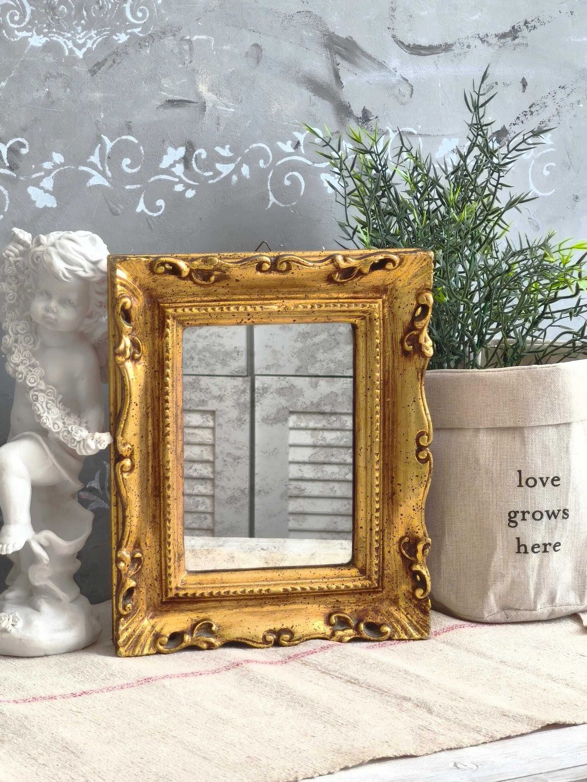 Giltwood Florentine Mirror Baroque Rococo Style, Hollywood Regency Decor photo furniture