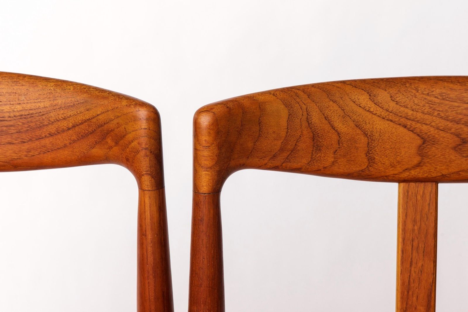 Set Of 4 Bramin Teak Dining Chairs – Denmark 1960s – Pink Upholstery – Mid Century Modern photo vintage