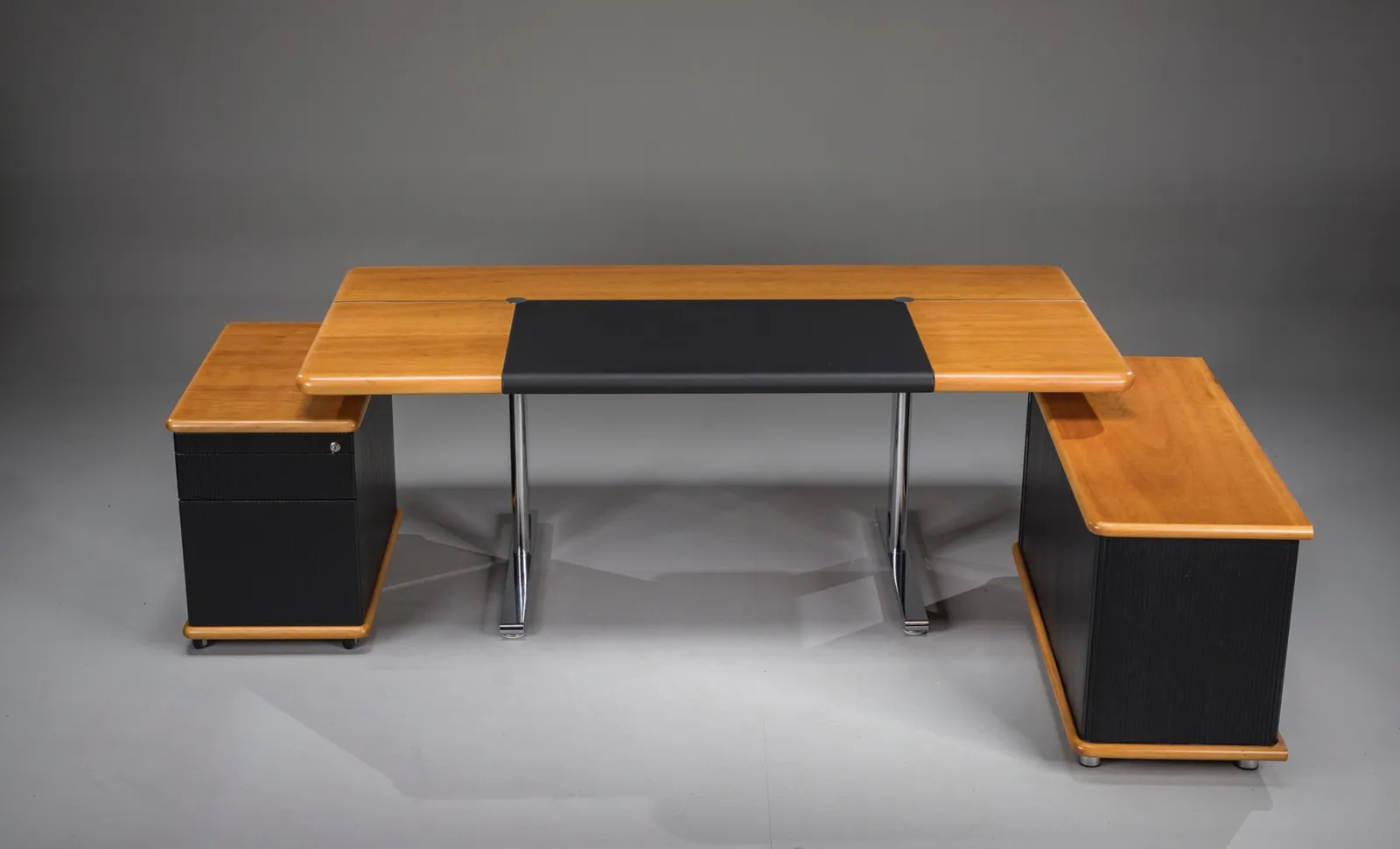 Executive Office Set From Walter Knoll / Wilhelm Knoll, Germany, 1970s, Set Of 3 photo for sale