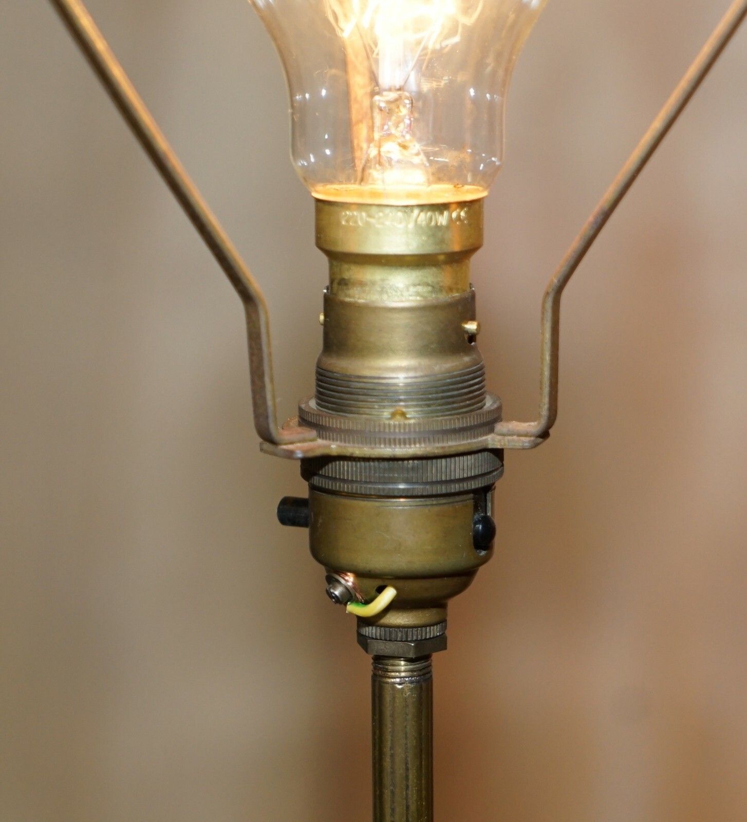 Lighting Lovely Circa 1920's Marble & Brass Floor Standing Lamp With Cherub Putti's Angel photo