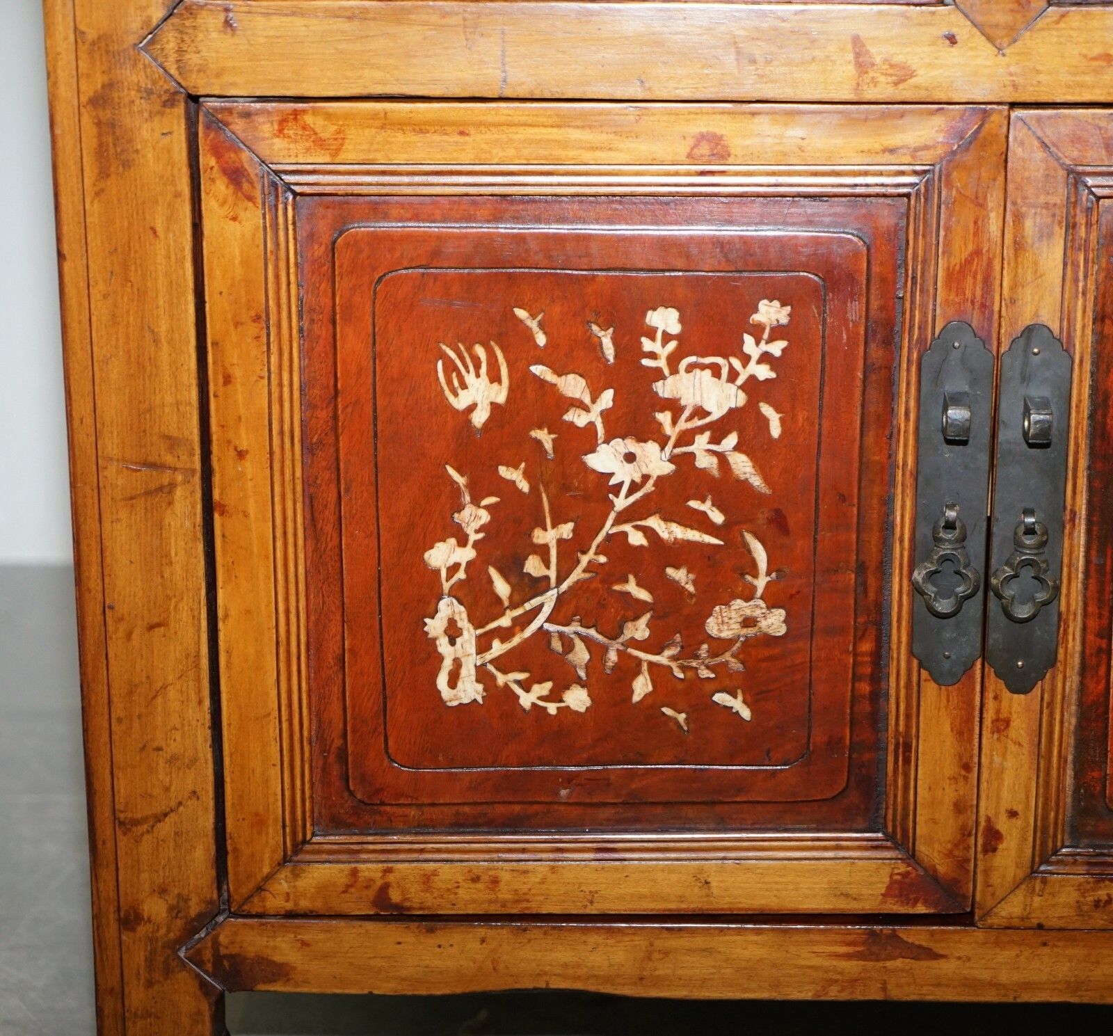 Antique Chinese Export Circa 1900 Redwood Lacquered Inlaid Wash Stand Sideboard photo 1350.0