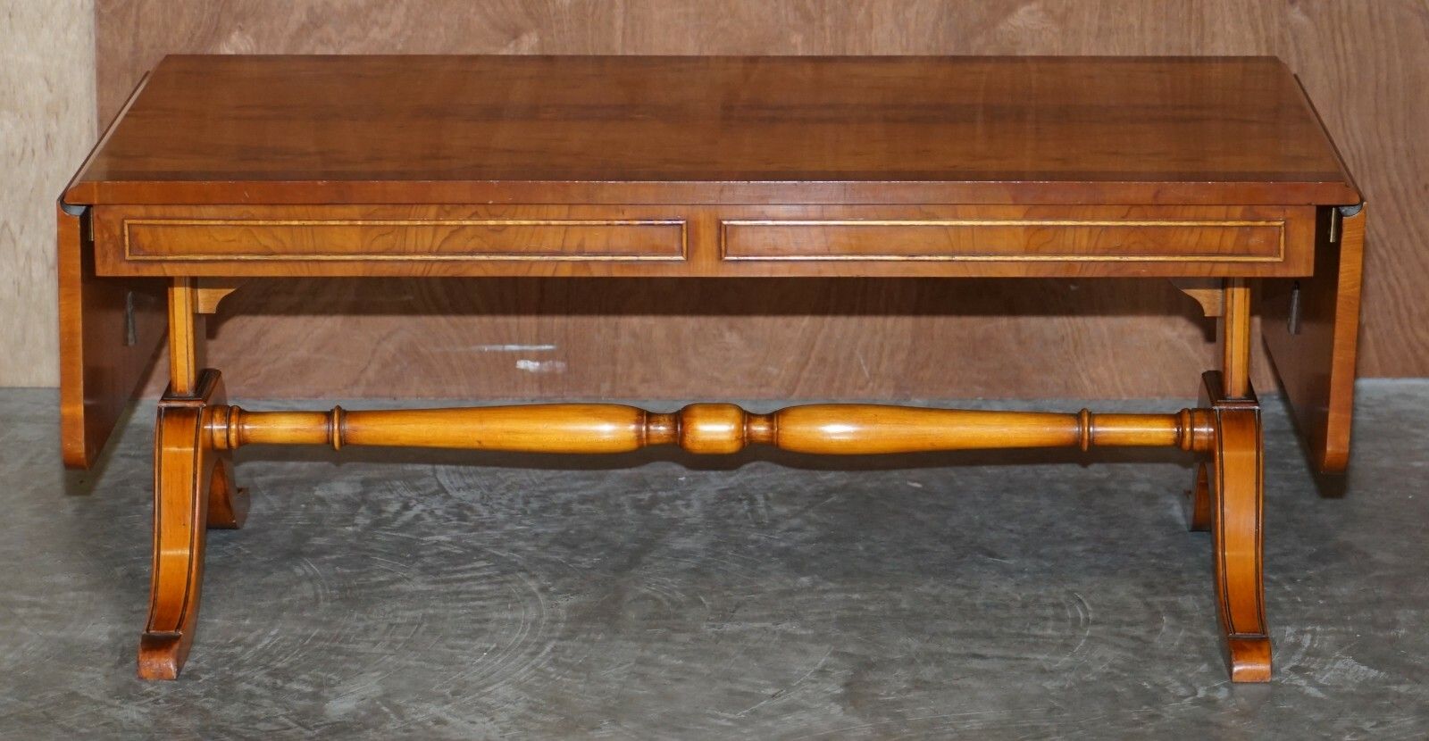 Sublime Vintage Bevan Funnell Extending Burr Yew Wood Coffee Table Part Of Suite photo furniture