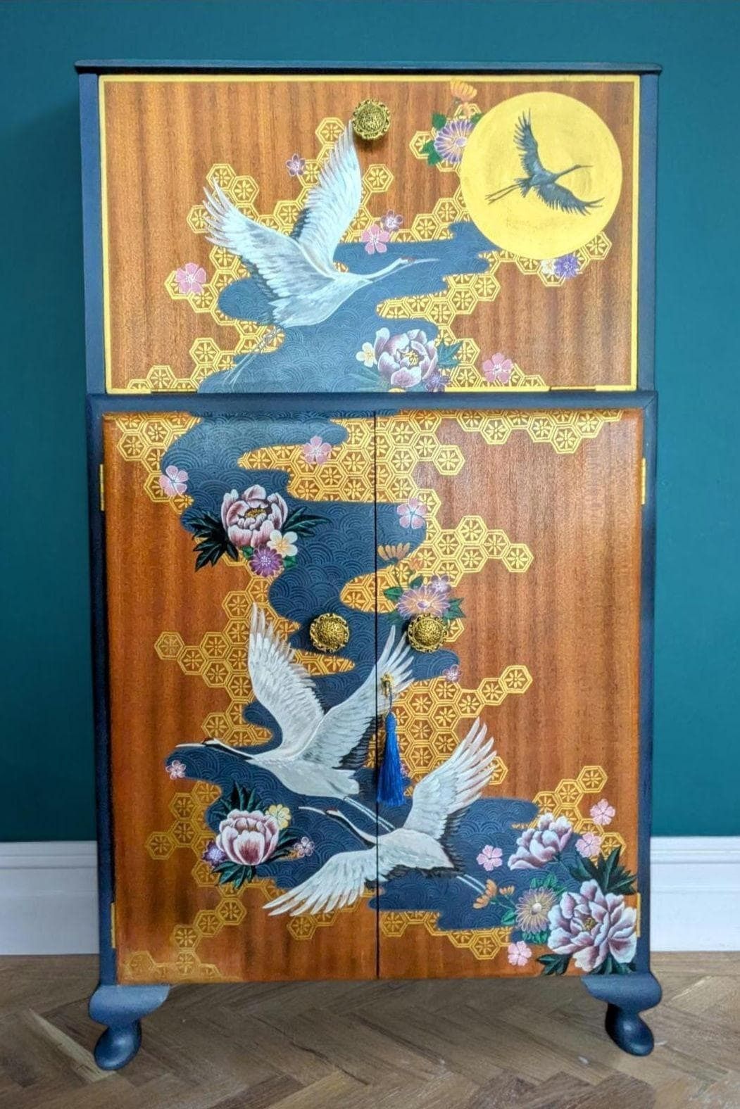 Vintage Cocktail Cabinet – Hand Painted Japanese Crane & Floral Design, Oriental Style Drinks Cabinet