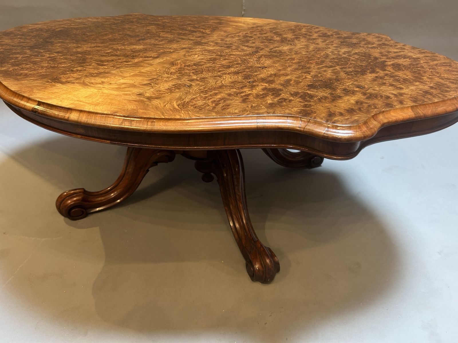 Victorian Burr Walnut Coffee Table photo 1380.0