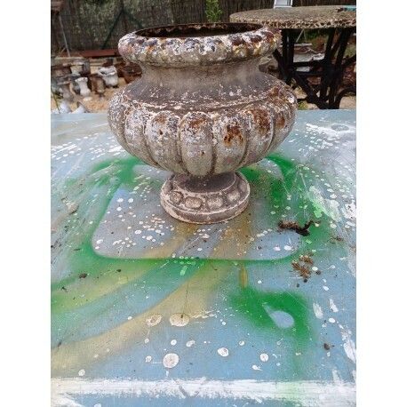 1 Cast Iron Planter 1900 From Charleville   Mézières