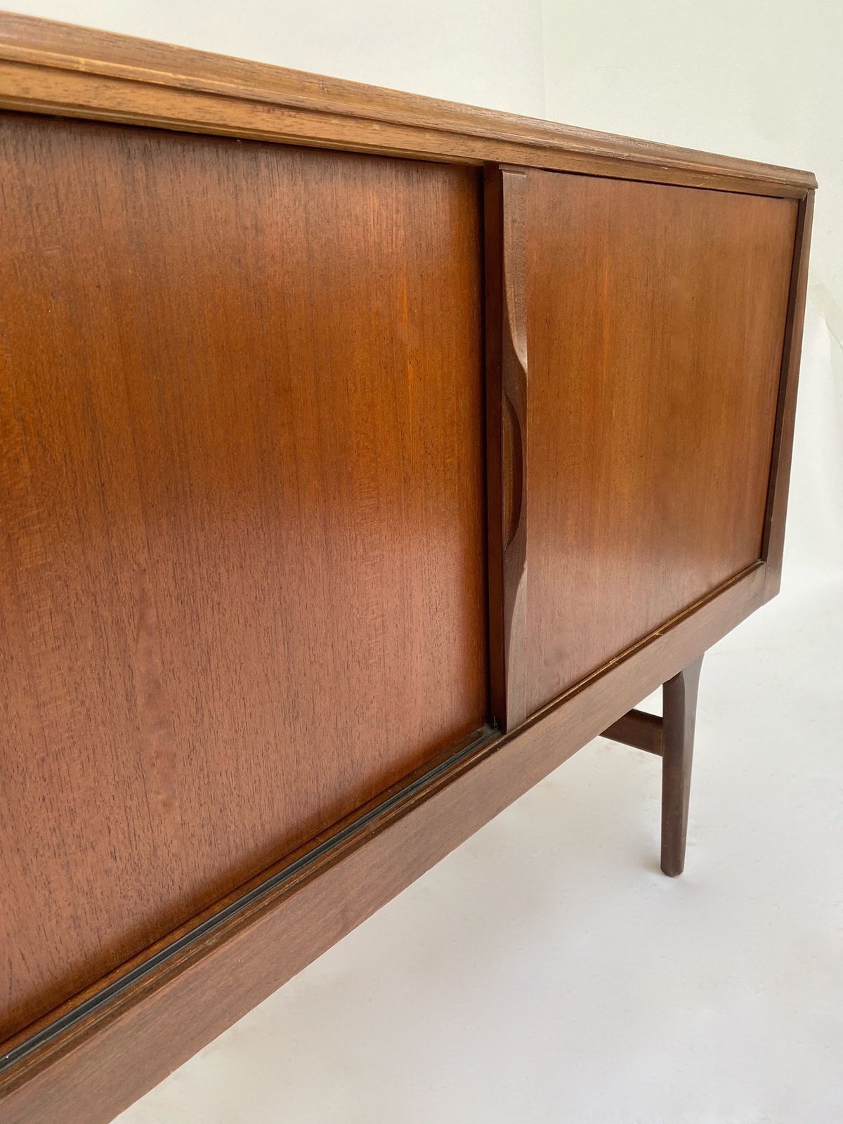 photo furniture British Elliots Of Newbury Large Teak Sideboard With Sliding Doors Mid Century 1960s