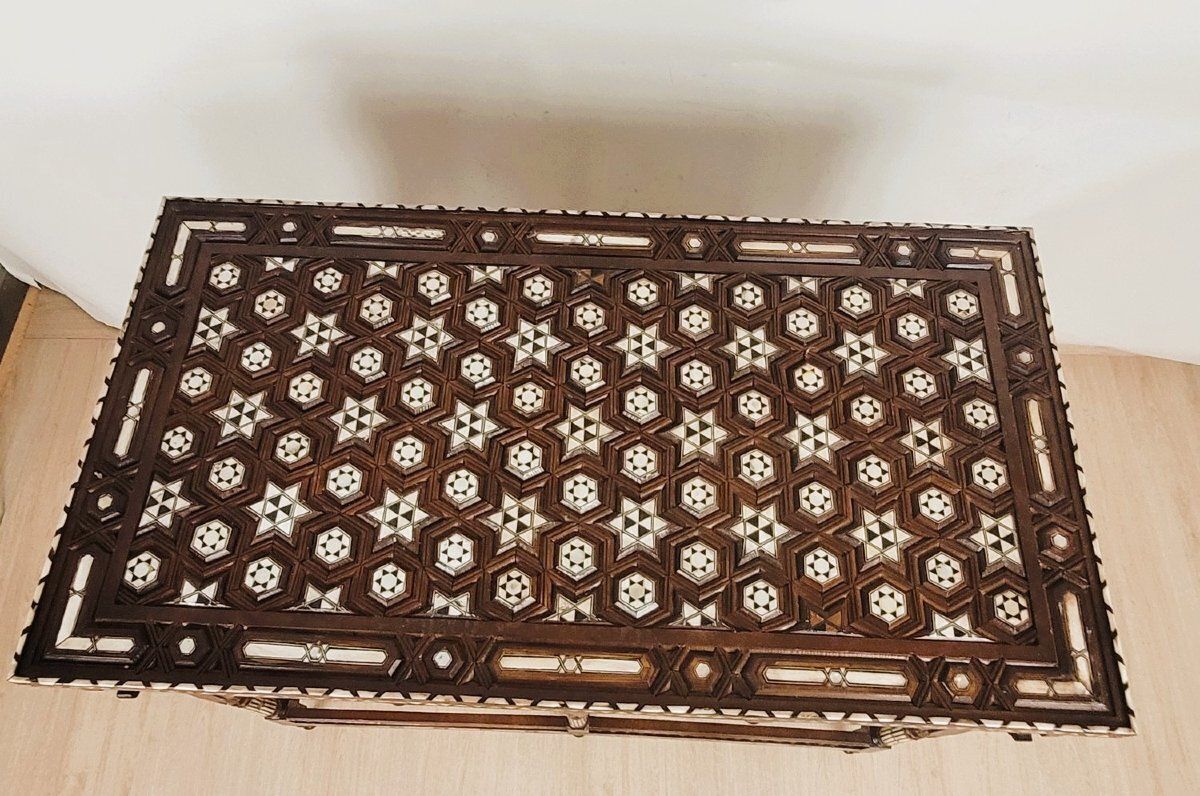 Oriental Center Table In Wood, Mother Of Pearl And Bone Marquetry, 20th Century photo 1450.0