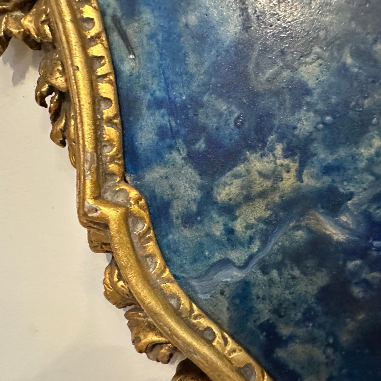 A Baroque Style Gilded Wood Box Frame Displaying A White Porcelain Christ photo vinterior