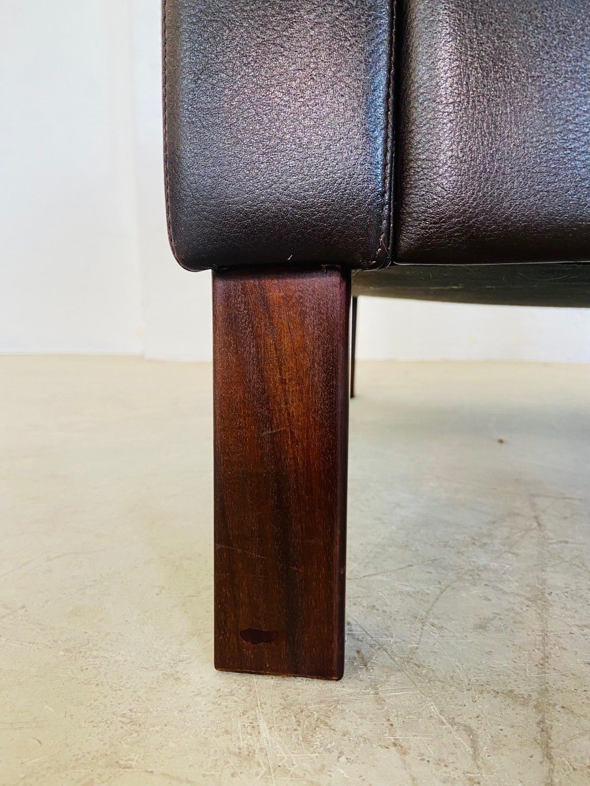 photo vinterior Vintage Retro Danish  Club Chair In Brown  Leather By Erik Jørgensen