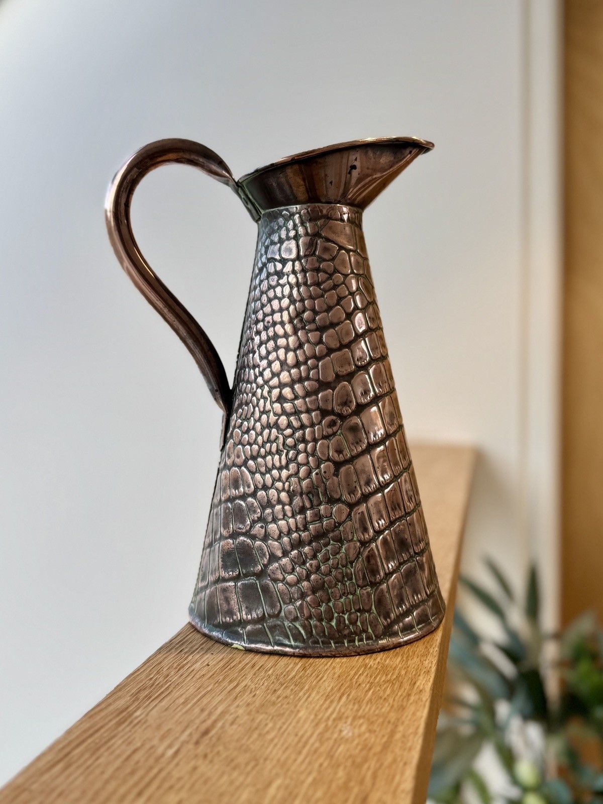 Antique Joseph Sankey & Sons Alligator/Lizard Textured Copper Jug Or Vase photo vinterior