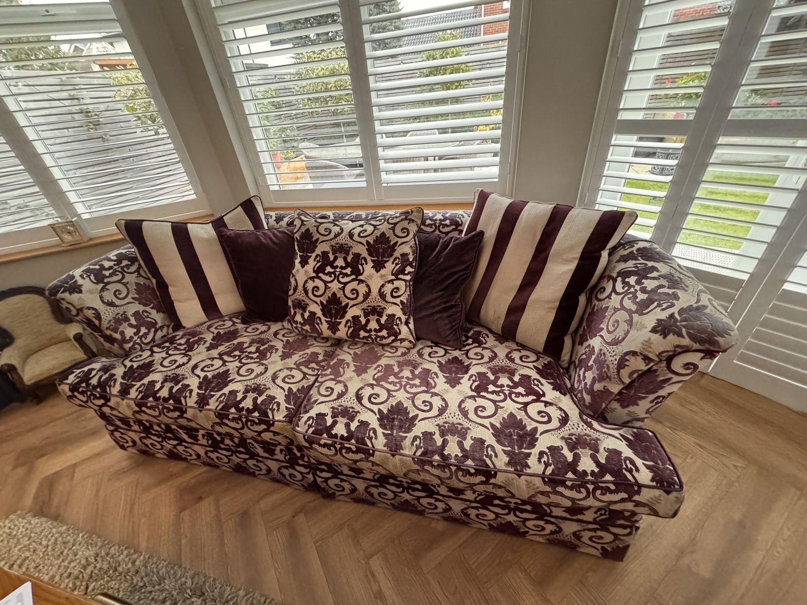 Duresta 4 Seater Sofa & Matching 2 Seater Loveseat – Timeless British Craftsmanship