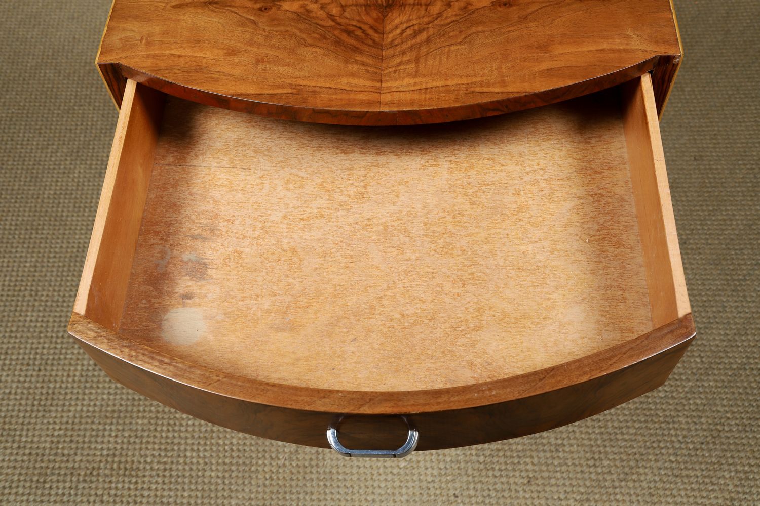 photo vintage English Art Deco Walnut Side / Occasional / Bedside Table With Drawer (Circa 1930)