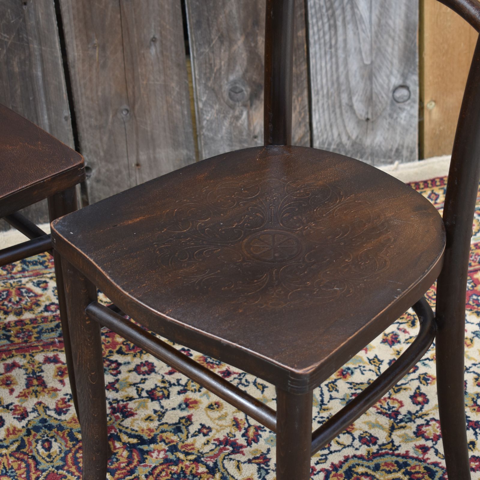 Antique 1920s Mundus J & J Kohn Bentwood Thonet Style Shield Seat Chairs Pair photo Furniture