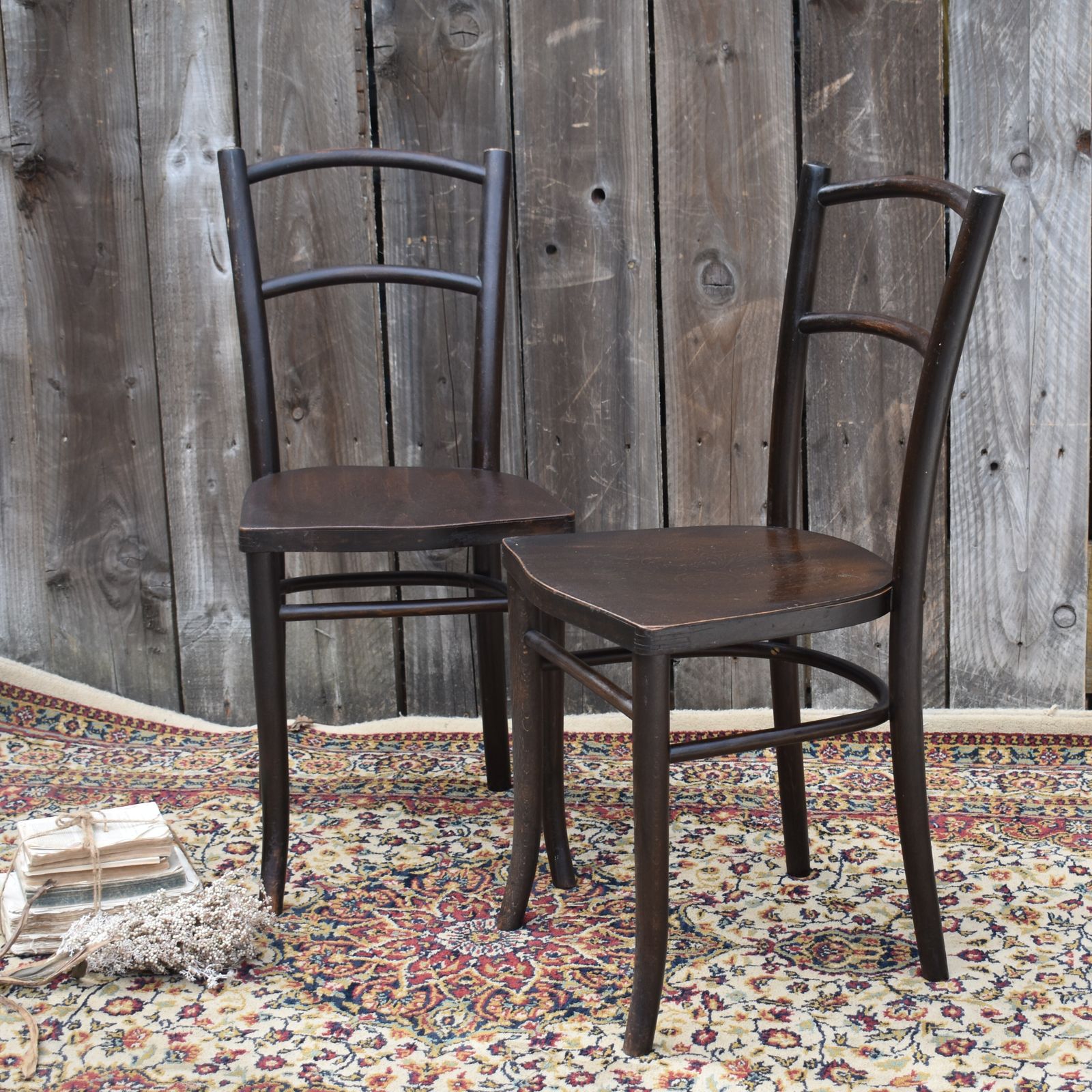 Antique 1920s Mundus J & J Kohn Bentwood Thonet Style Shield Seat Chairs Pair photo 225.0