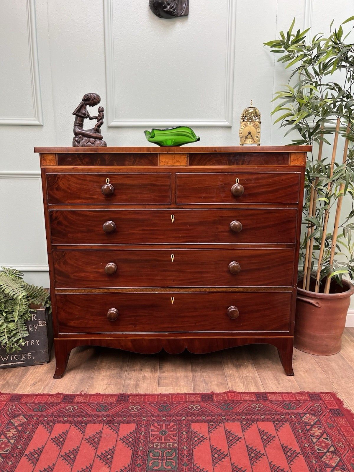 Superior Quality Antique Georgian Inlaid Mahogany Chest Of Drawers