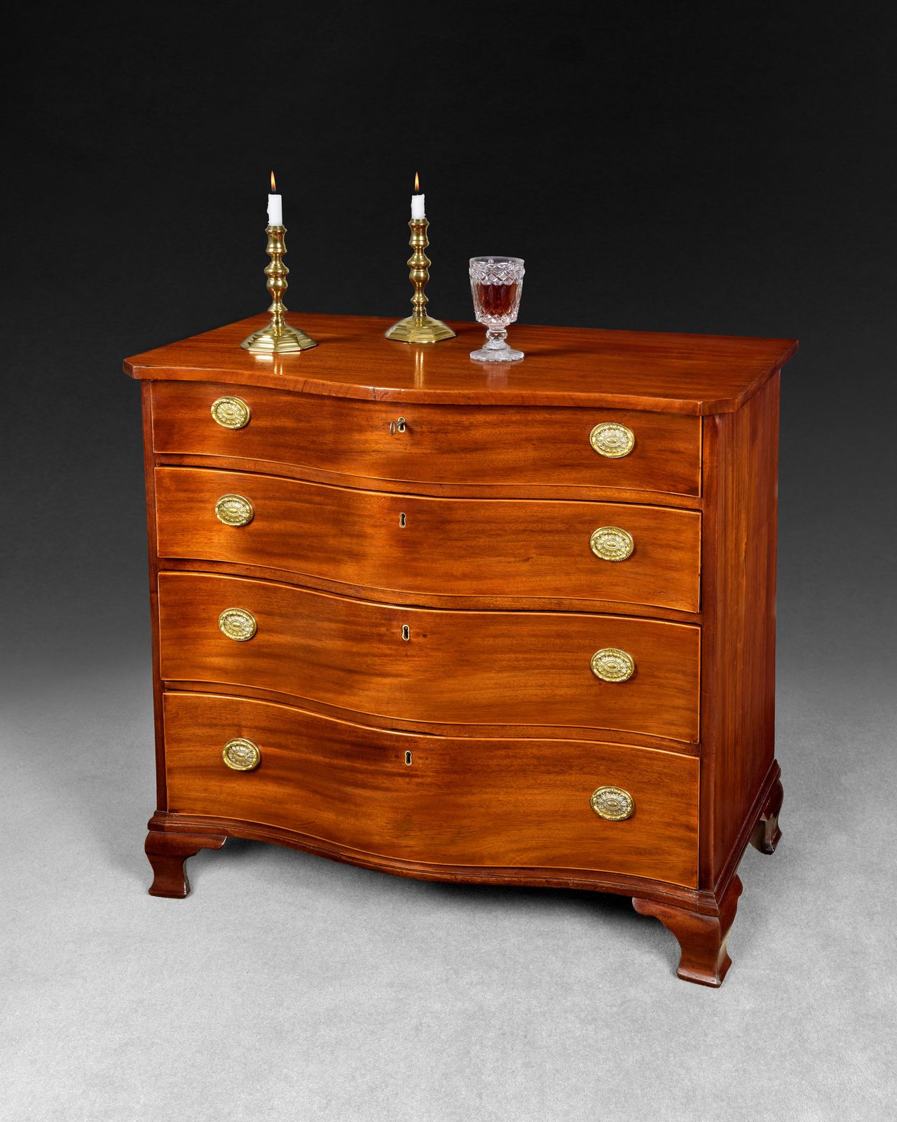 George III Period Mahogany Serpentine Fronted Chest Of Four Drawers photo 2850.0
