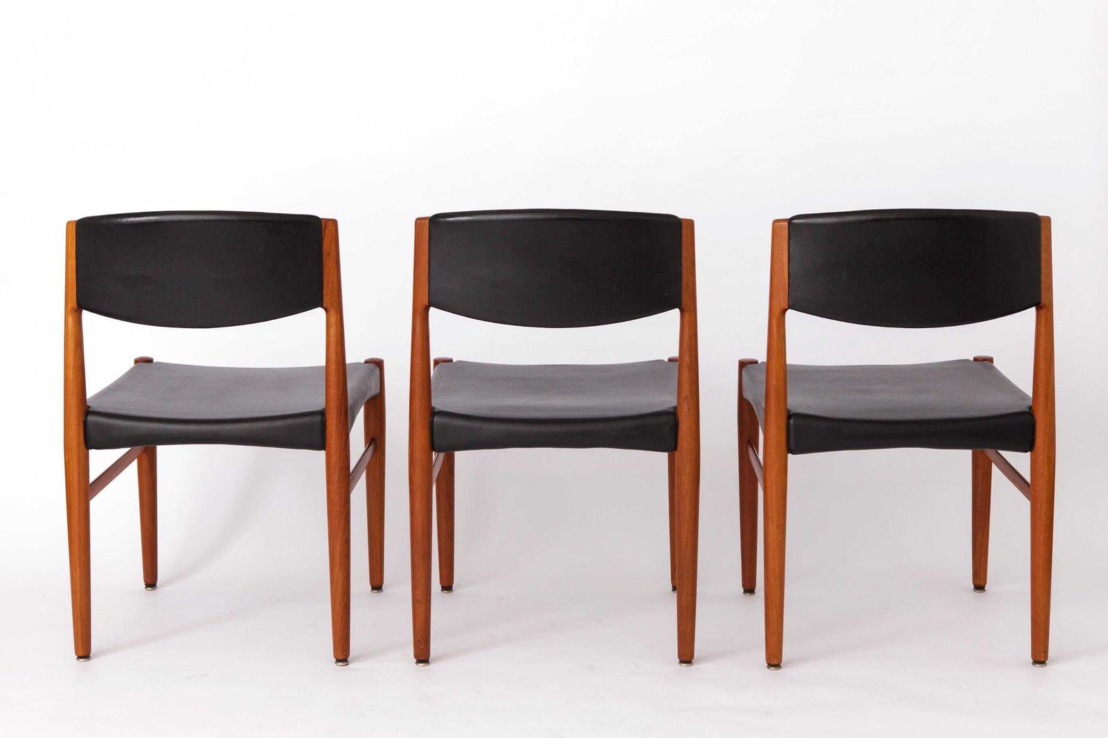 Set Van 4 Grete Jalk Teakhouten Eetkamerstoelen Voor Glostrup, Jaren 1960 | Deense Mid Century Modern Vintage Stoelen Met Zwarte Leren Zittingen photo 1629.0