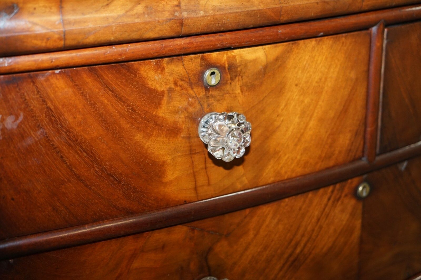 photo furniture Huge Victorian Flamed Mahogany Scottish Chest Of Drawers Massive Storage Space