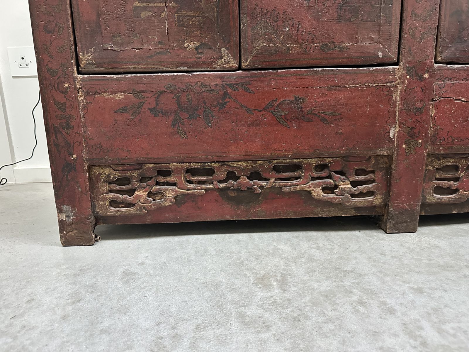 photo buy Chinese 'Shanxi' Painted Cabinet