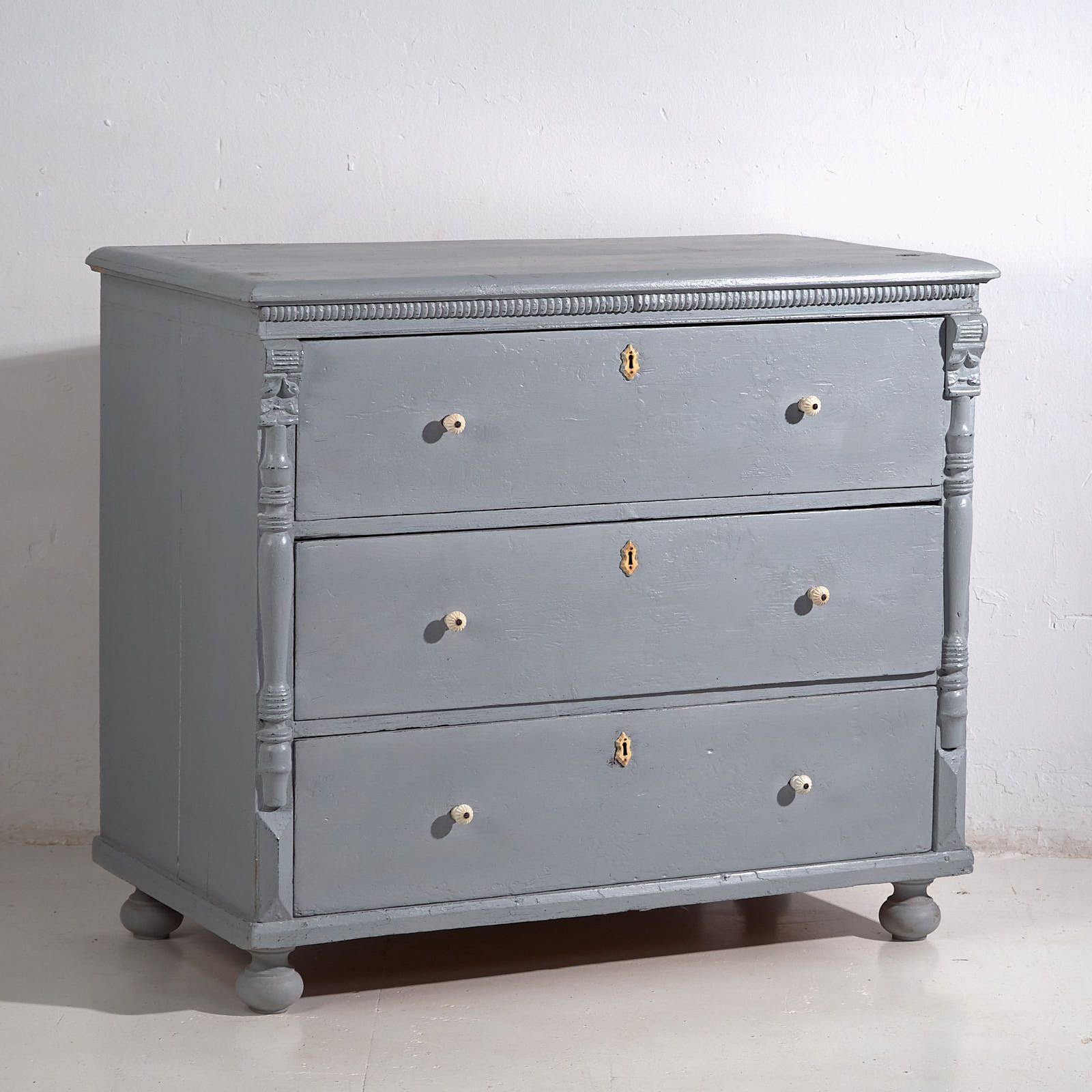 Large Antique Three Drawer Dresser (C.1920) #44