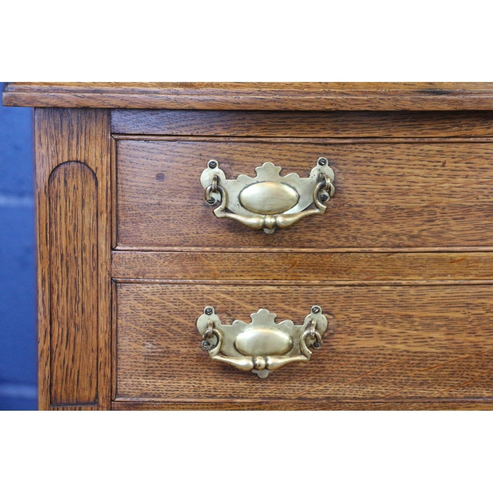 A Quality Oak Bow Fronted Two Drawer Side Table Raised On Tapering Spade Feet photo furniture