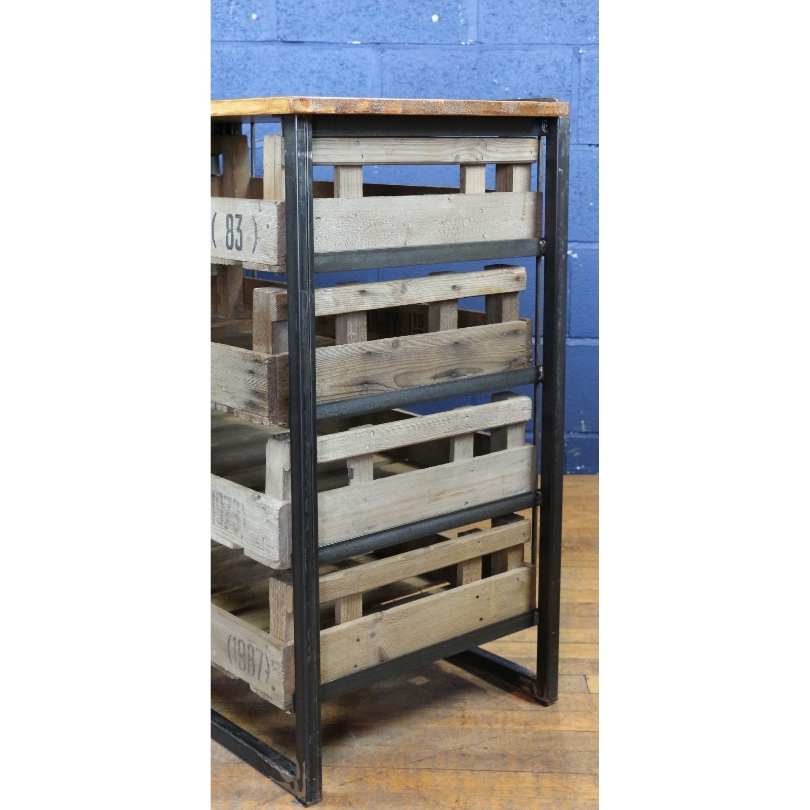 A Large Industrial 8 Drawer Chest Or Sideboard, Set With Potato Chitting Trays, photo vintage