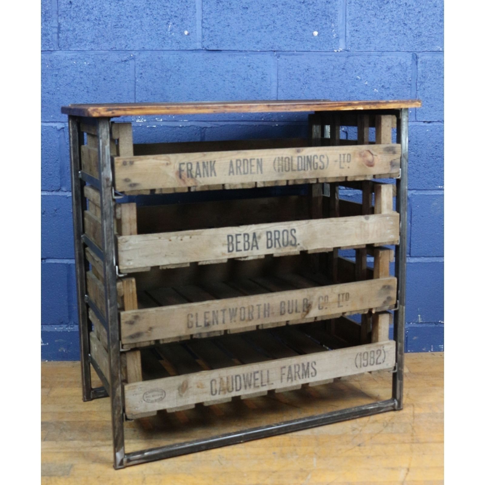 An Industrial 4 Drawer Chest, Set With Potato Chitting Trays, Great Storage