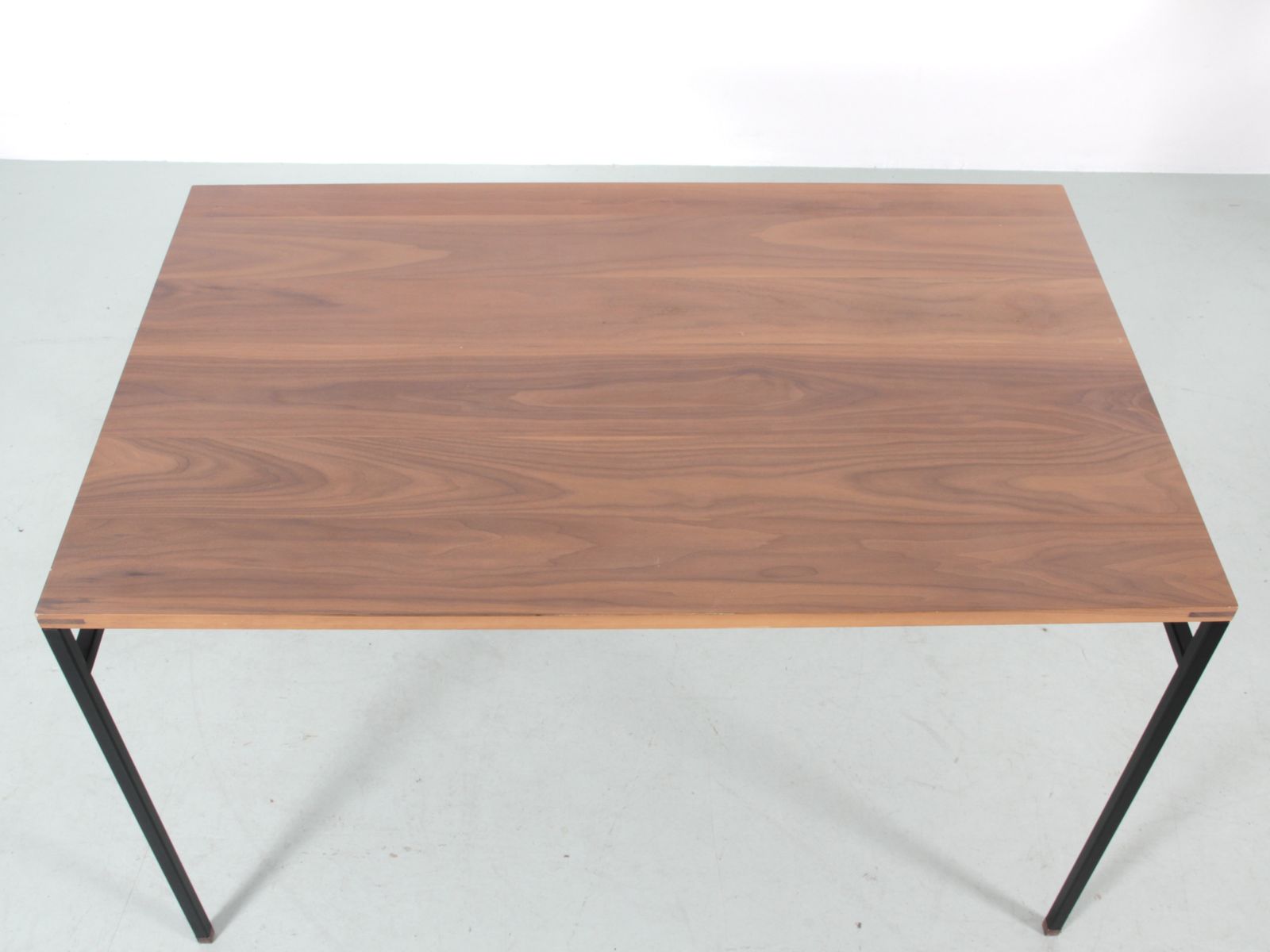 photo furniture Desk Model Cosmopol, In Steel And Walnut. 120x60 Cm