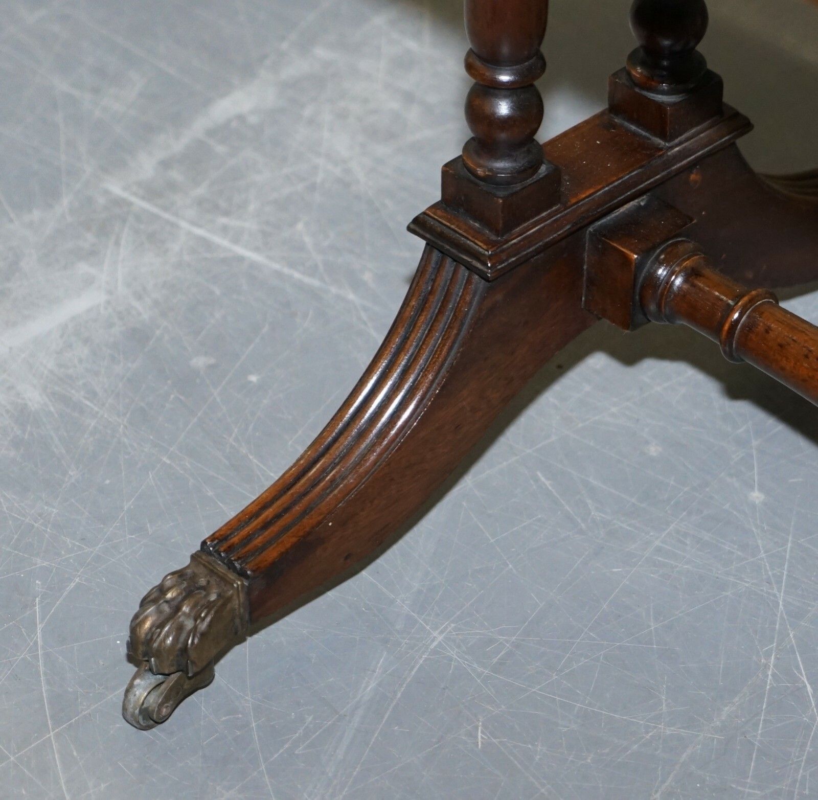 Large Bevan Funnell Green Leather Extending Mahogany Side End Lamp Card Table photo vinterior