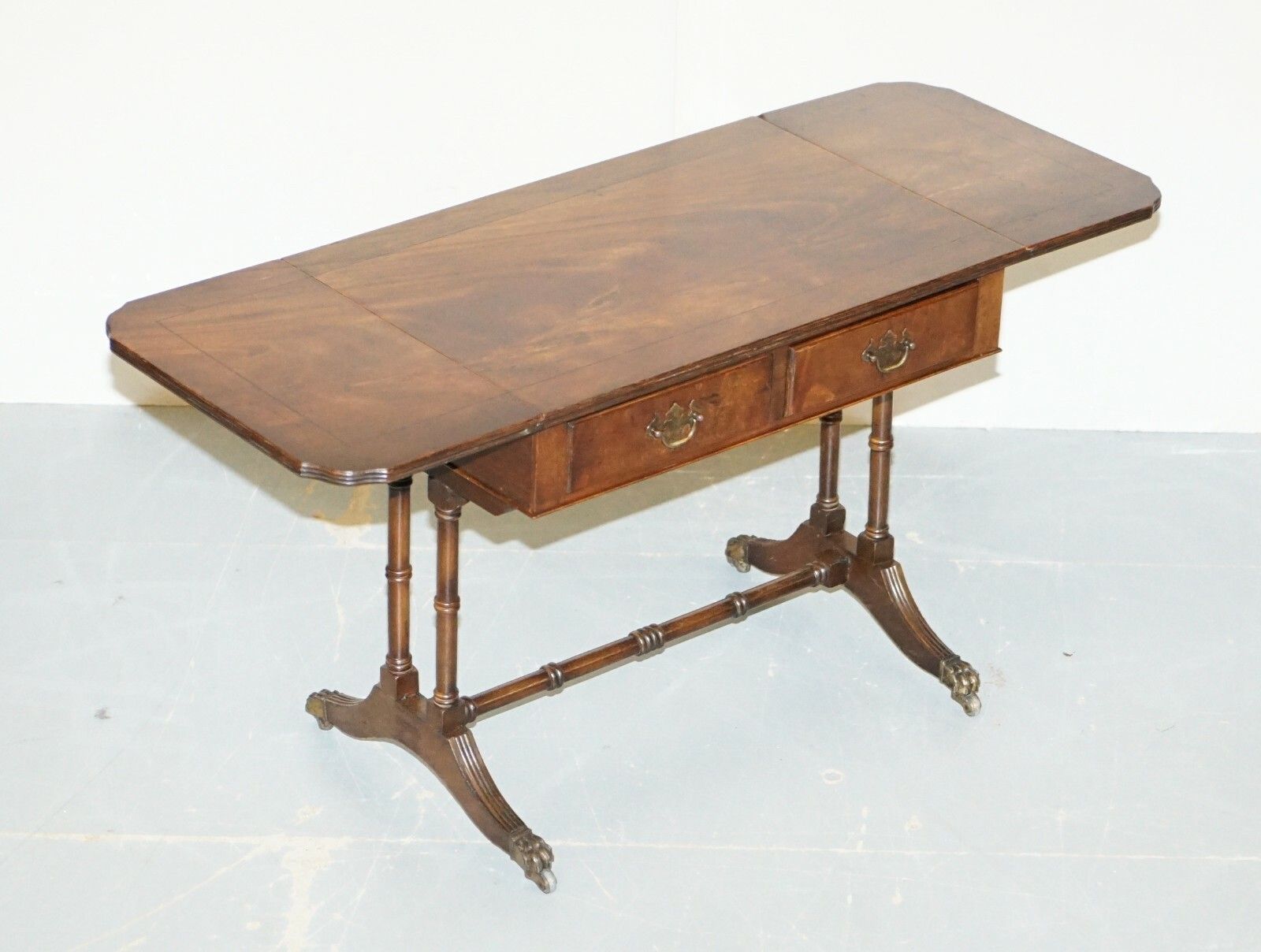 Furniture Large Bevan Funnell Extending Flamed Mahogany Side End Lamp Card Table Lion Feet photo