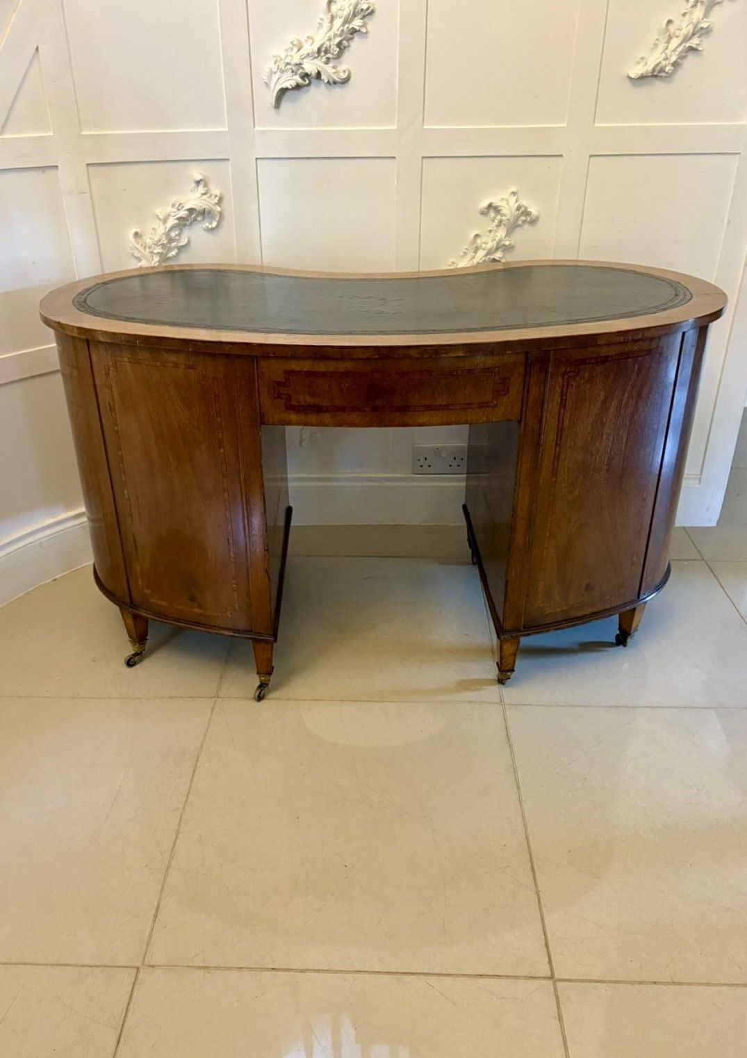 Large Antique Quality Inlaid Mahogany Freestanding Kidney Shaped Desk photo 4585.0