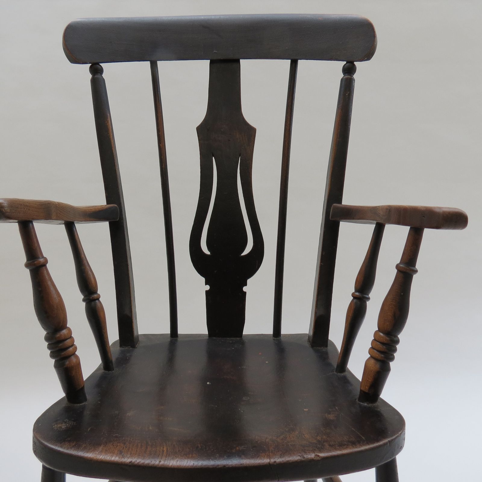 19th Century  Welsh Elm Folk Farmhouse Chair photo 295.0