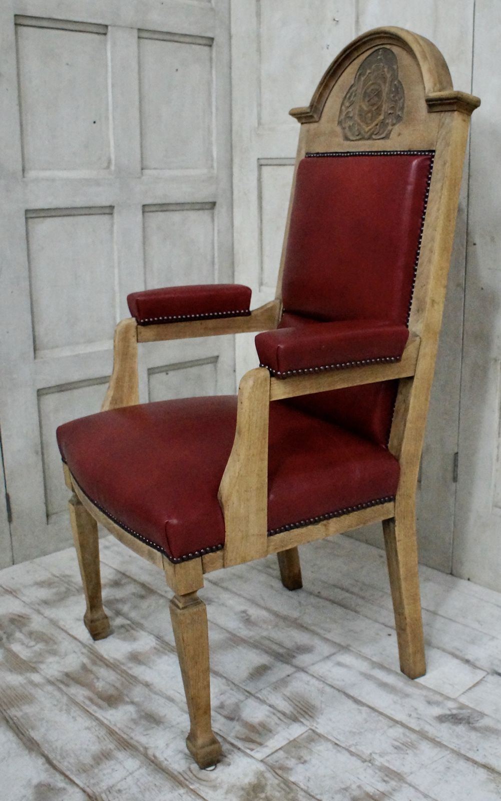 Victorian Oak Throne Chair, 1800s photo for sale
