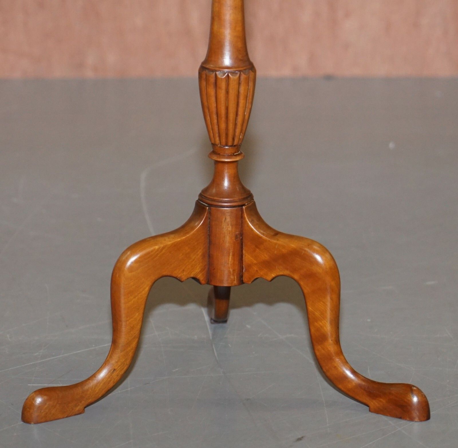 Stunning Hand Painted Mahogany Sheraton Revival Tripod Side End Lamp Wine Table photo buy