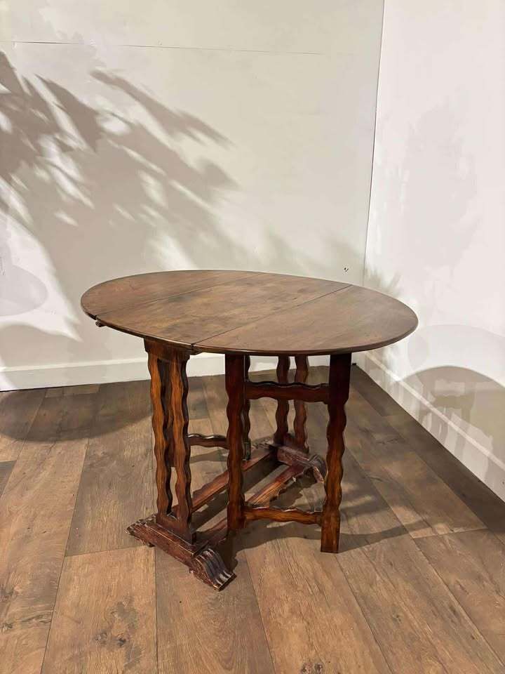 Vintage Mahogany & Oak Drop Leaf Table Of Small Proportions
