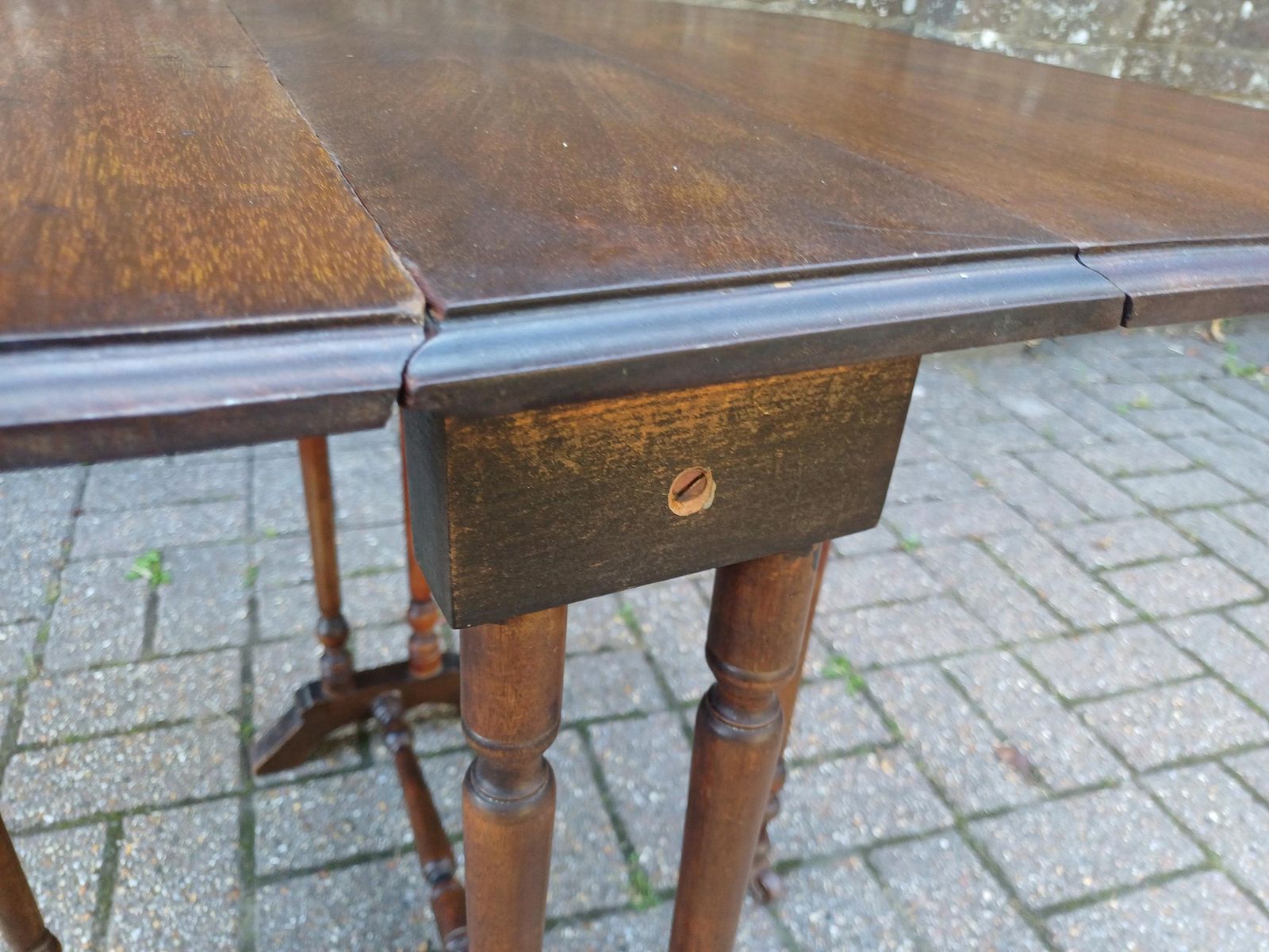 Antique Solid Mahogany Inlaid Sutherland Table 19thc Drop Leaf Folding Occasional Side Lamp Tea Table With Turned Legs & Porcelain Castors photo furniture