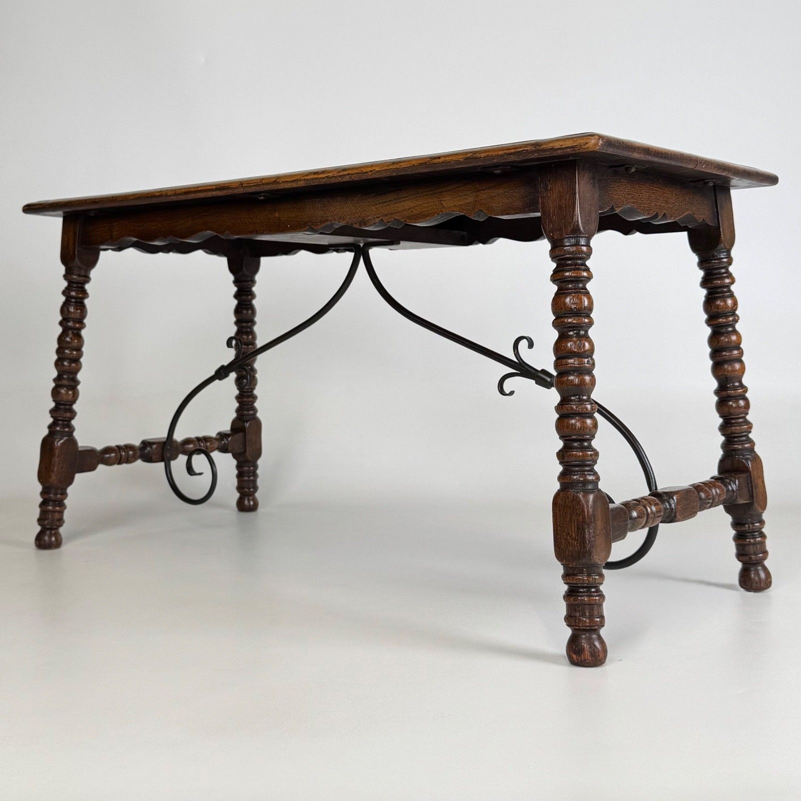 Antique 20th Century Bobbin Turned Coffee Table In Oak photo furniture