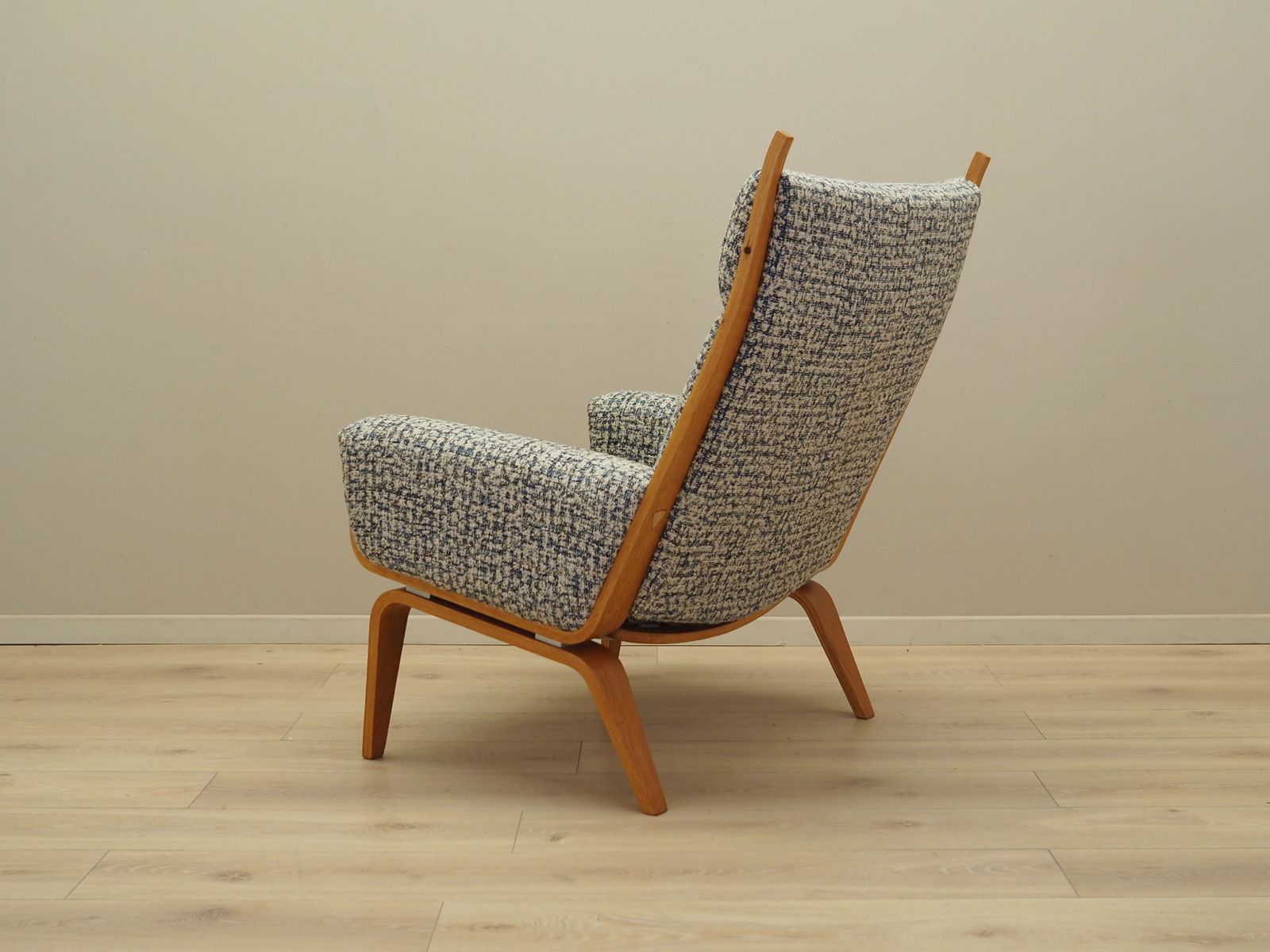 Lounge Chair, Danish Design, 1960s, Designer: Hans J. Wegner, Manufacturer: Getama photo buy