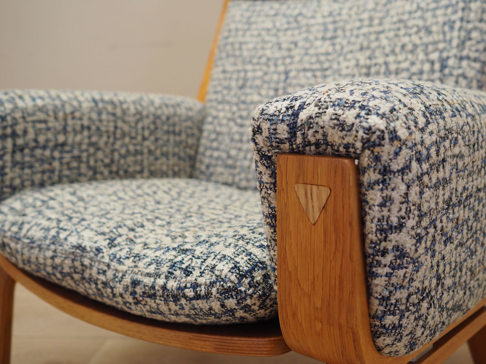 photo vintage Lounge Chair, Danish Design, 1960s, Designer: Hans J. Wegner, Manufacturer: Getama