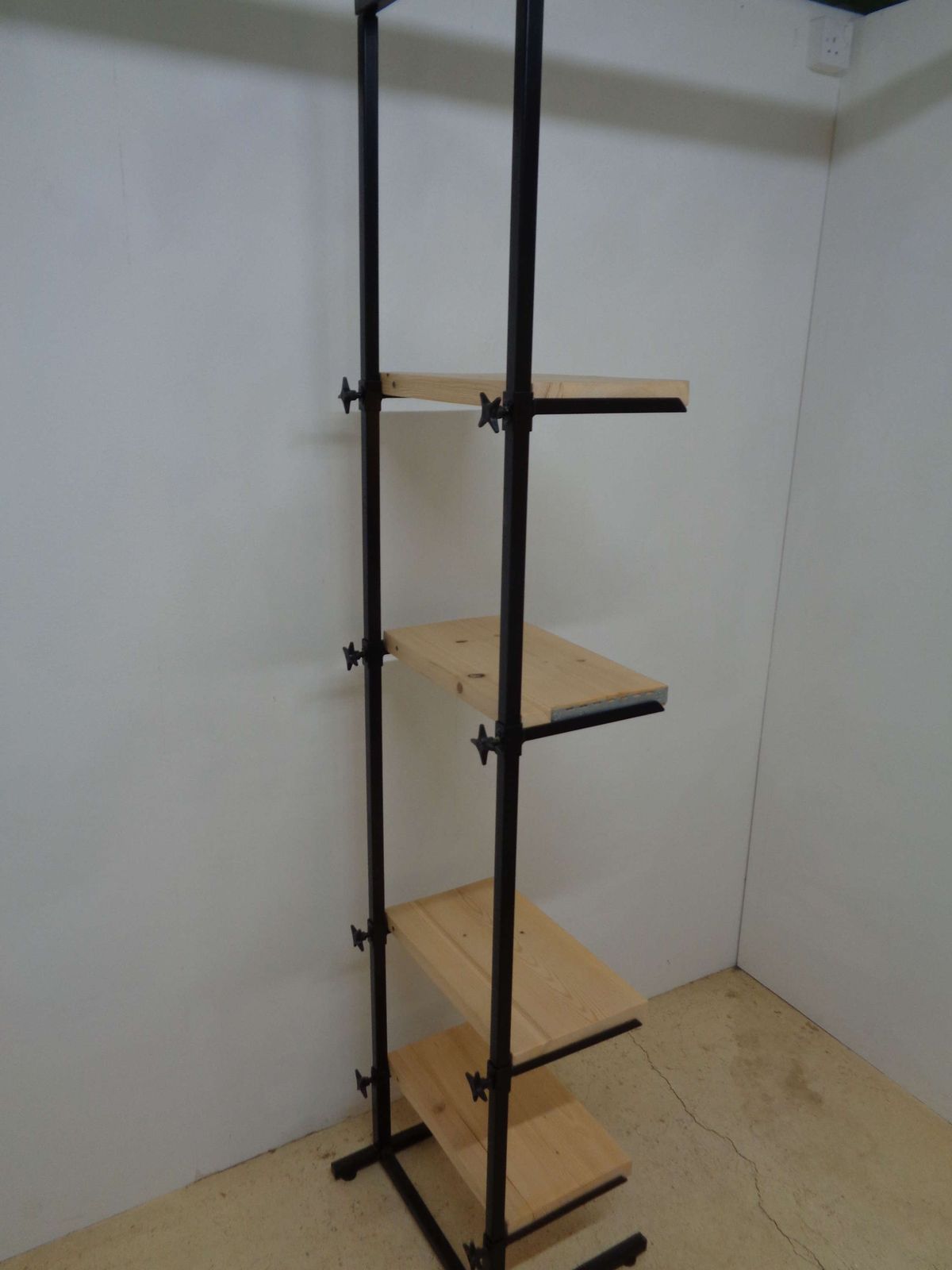 Industrial Style Shelves photo 325.0