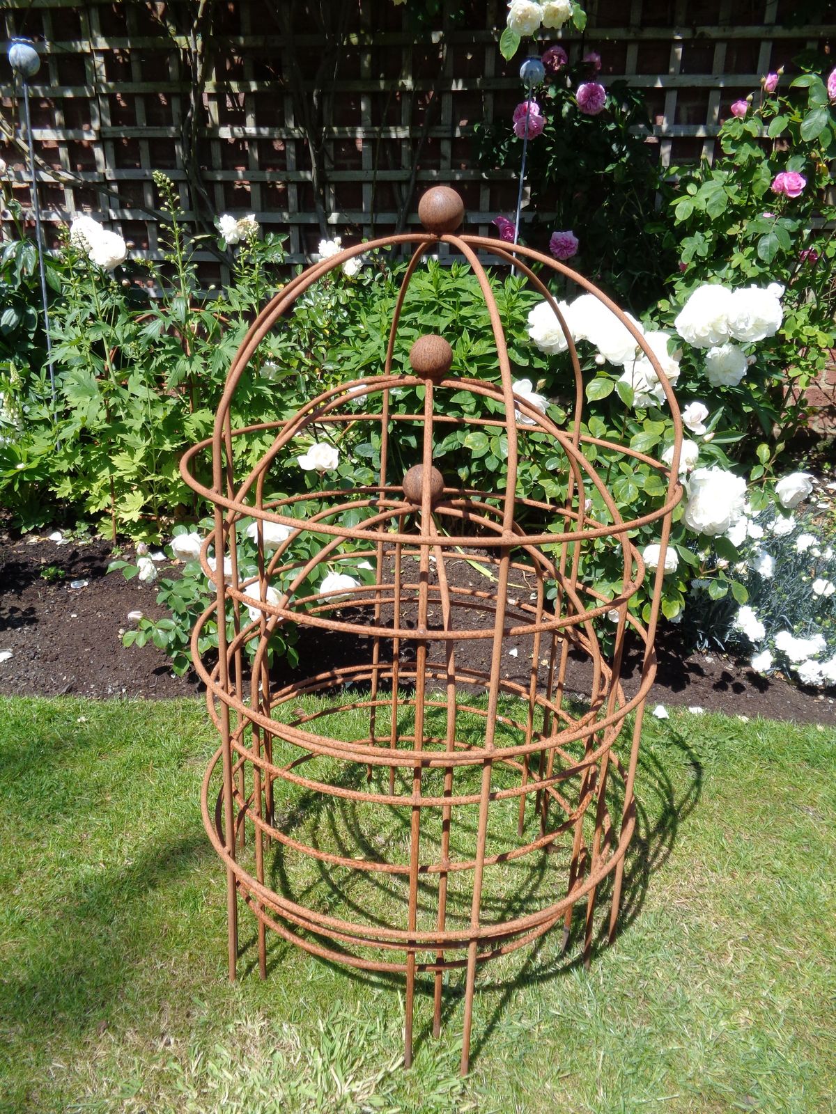 Garden Metal Round Obelisk Plant Support   Large photo 67.0