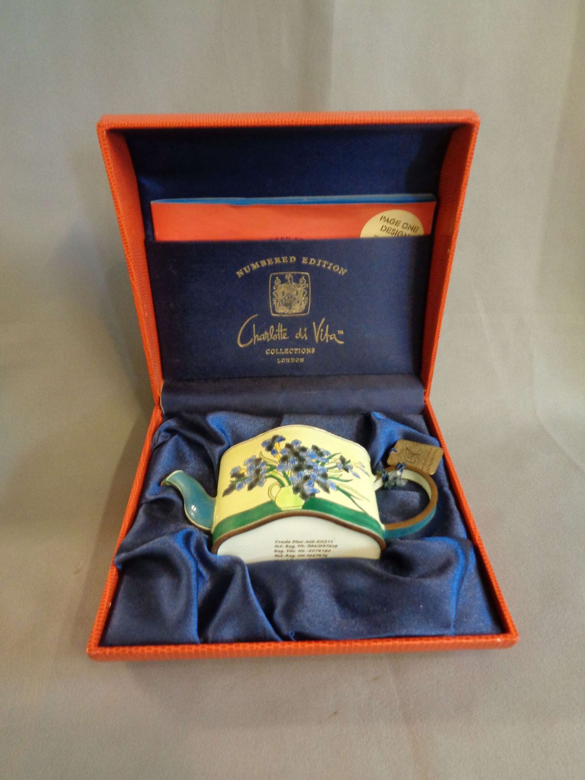 Charlotte Di Vita   Numbered Edition Collectable Mini Teapot   Original Box