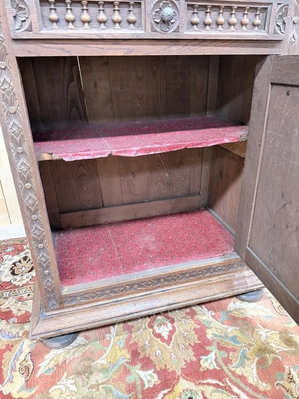 Bonnetiere   Armoire Bretonne En Chêne Massif Sculpté photo vinterior