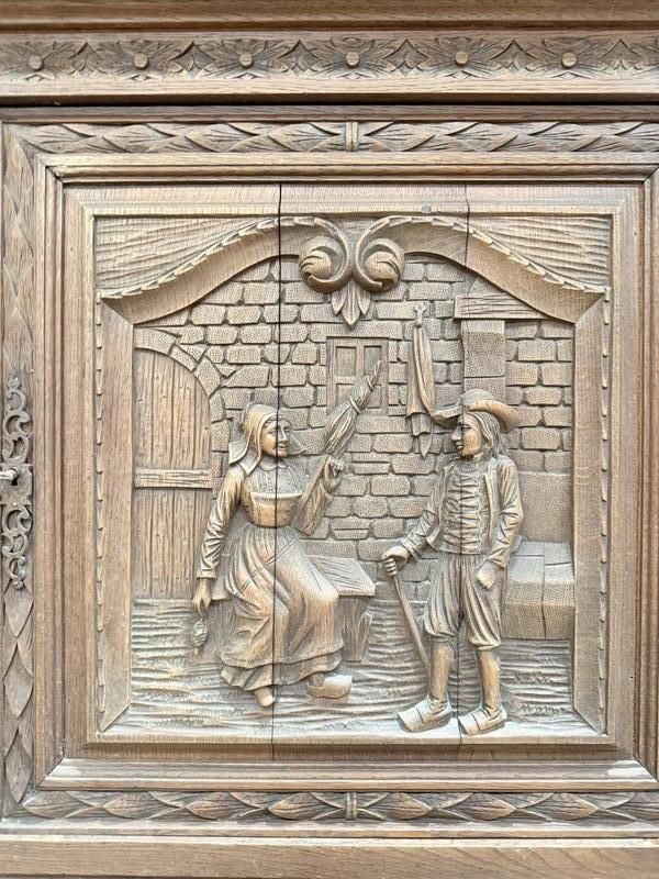 Bonnetiere   Armoire Bretonne En Chêne Massif Sculpté photo buy