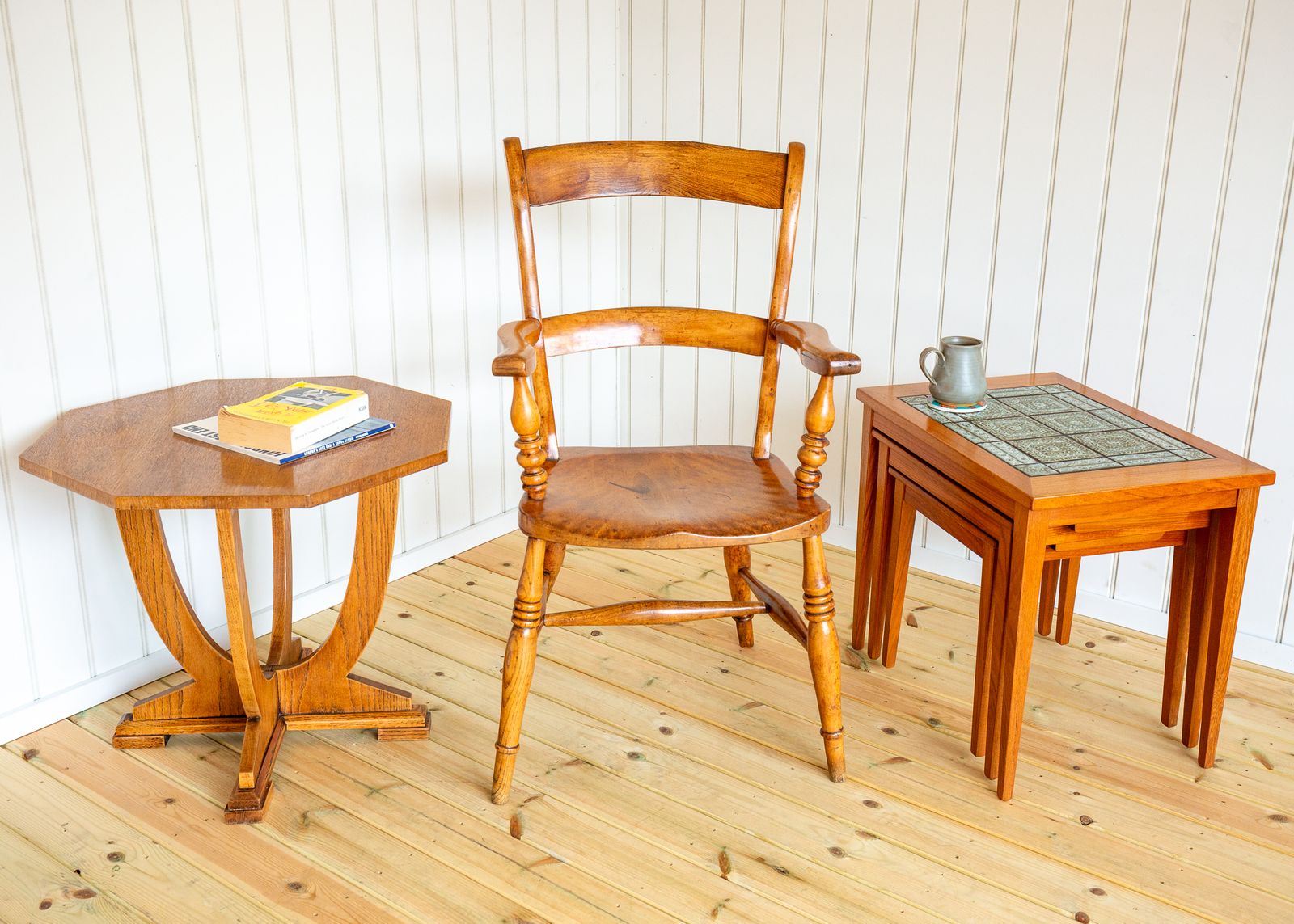 photo vinterior Antique Blonde Windsor Chair Satin Birch Country Bar Back Oxford Armchair 1850 Farmhouse Country House Victoria.N